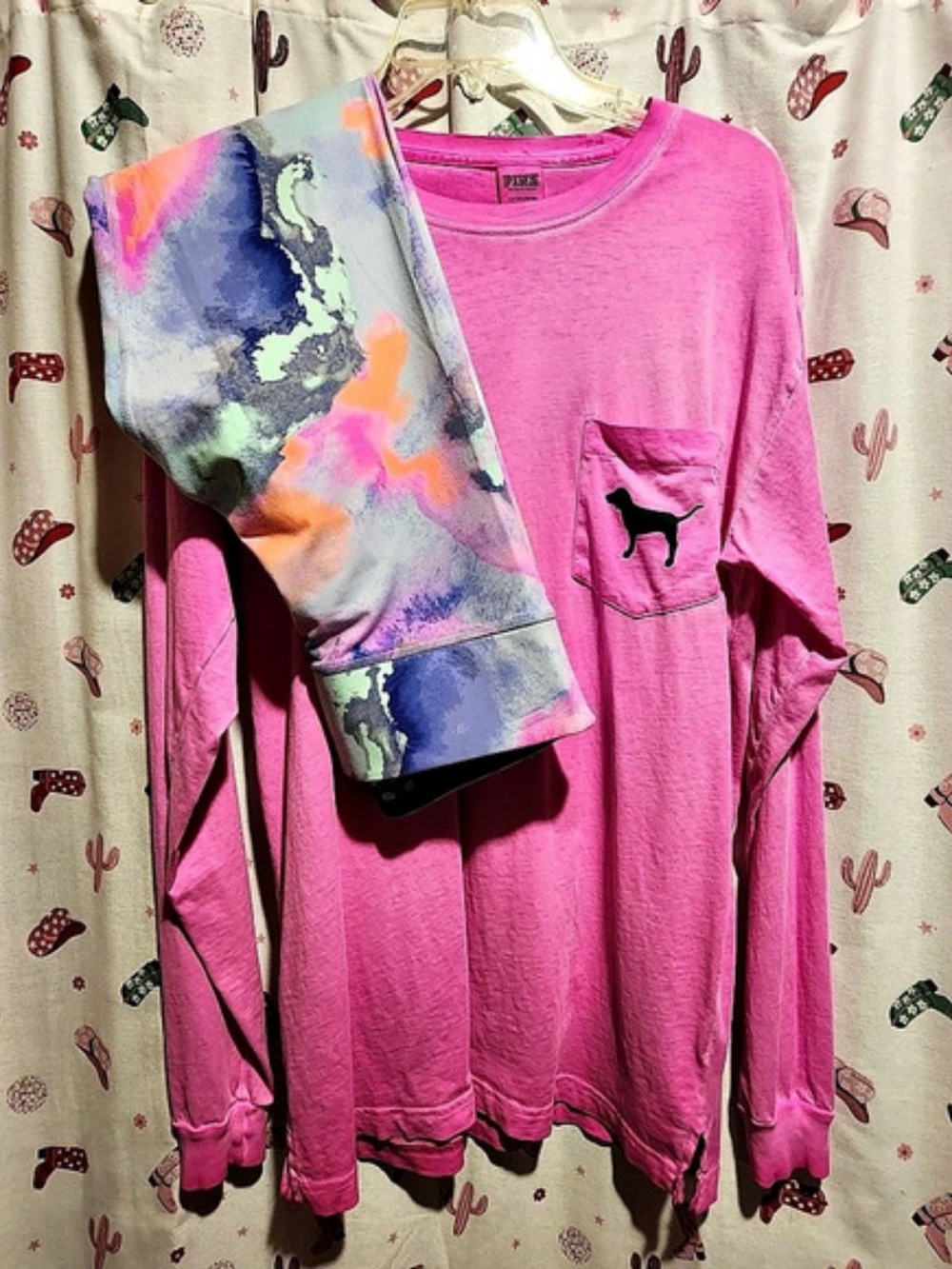 Sz SMALL/MEDIUM WATER COLOR VICTORIA'S SECRET VS PINK LEGGINGS CAMPUS TEE SET.